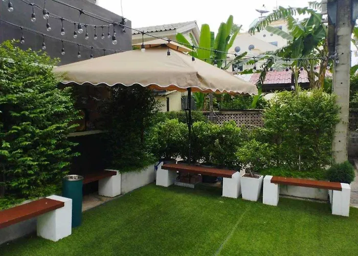 Hotel Oyo 75446 Travis Inthamara 49 Bangkok